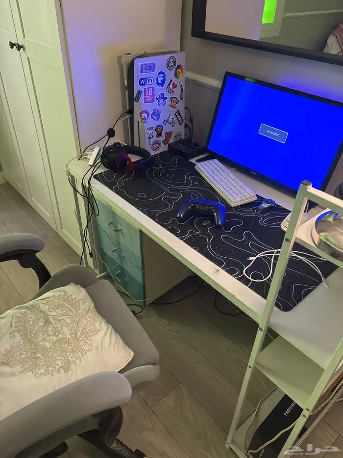 طاوله سوني أو مكتبيه تتحمل أوزان عشرين كيلو فقط 1