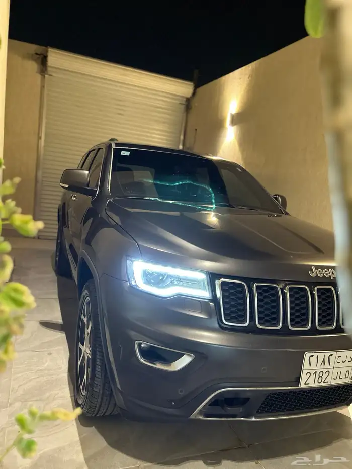 جراند شروكي جيب 2019 لمتد وارد البحرين JEEP 4