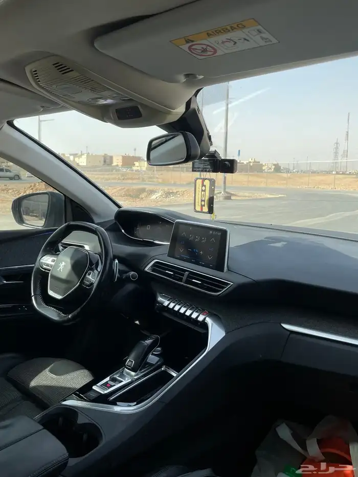بيجو 5008 ممشى قليل 2019 11