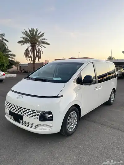 هوانداي ستاريا 2022 ديزل نص فل بطاقه جمركيه وارد كوريا 2