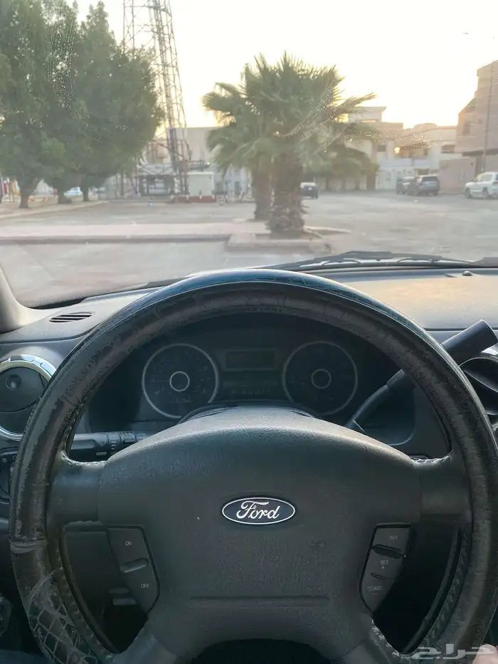 فورد اكسبيدشن 2005 نظييف 6