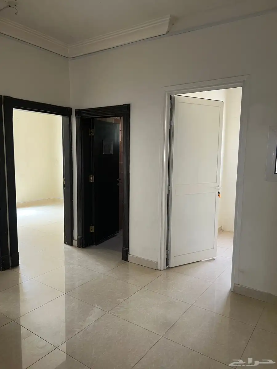 عمارة سكنية مكتبية للإيجار 14