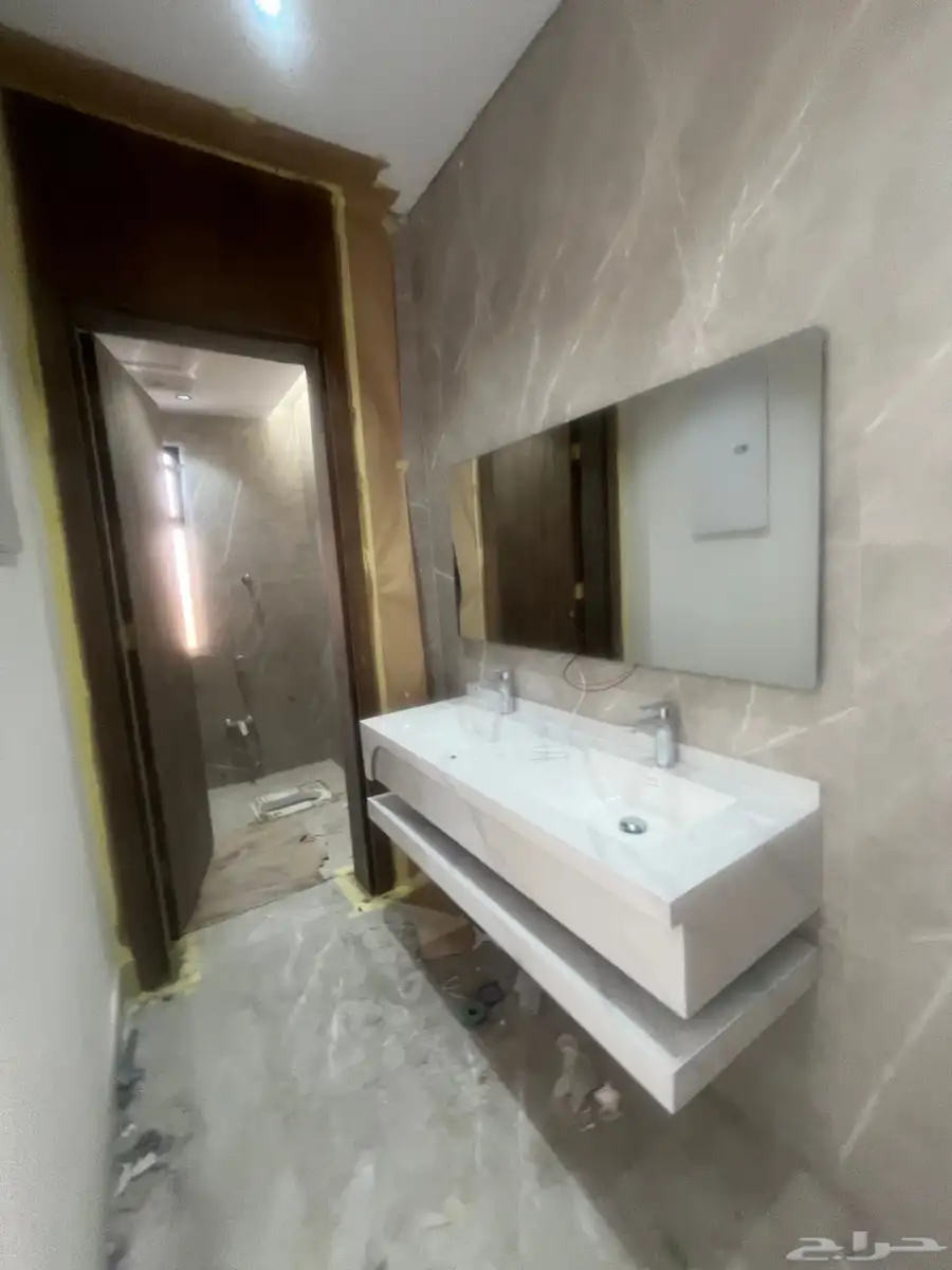 للبيع روفات تبدا من 630 2