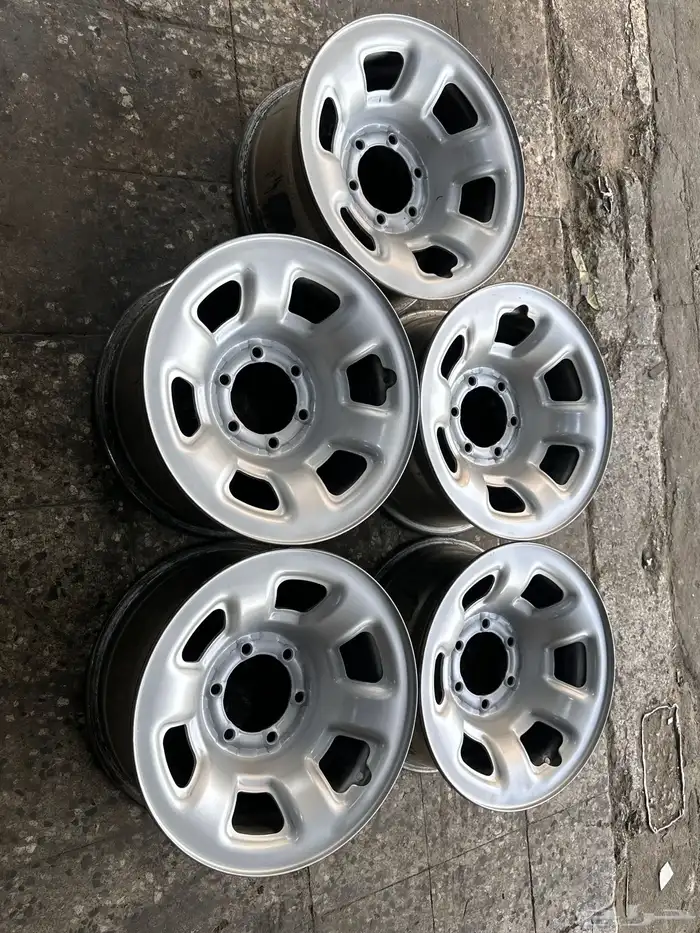 5 جنوط نيسان اصلي وكاله  مقاس 16 10