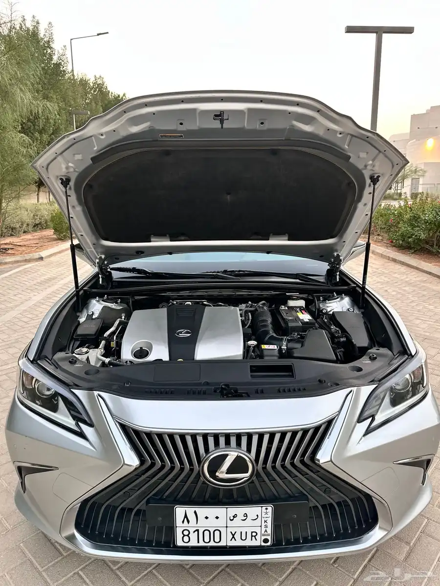 لكزس ( ES 350 ) 2020 ممشى 93 بحالة الوكالة 84