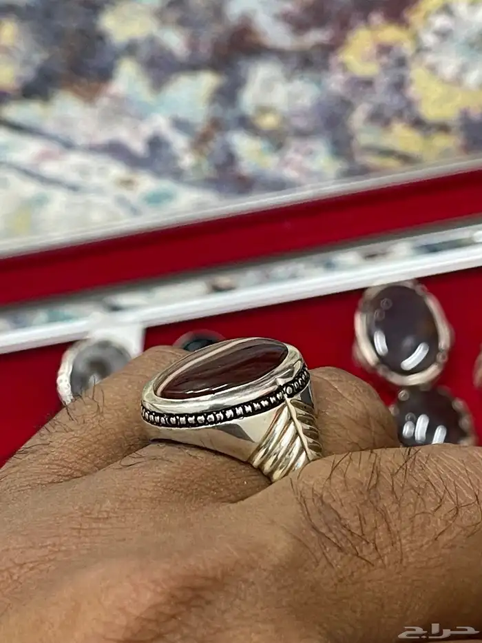 خاتم بحجر عقيق جزع يمني الوان متعددة صياغة عارف 18