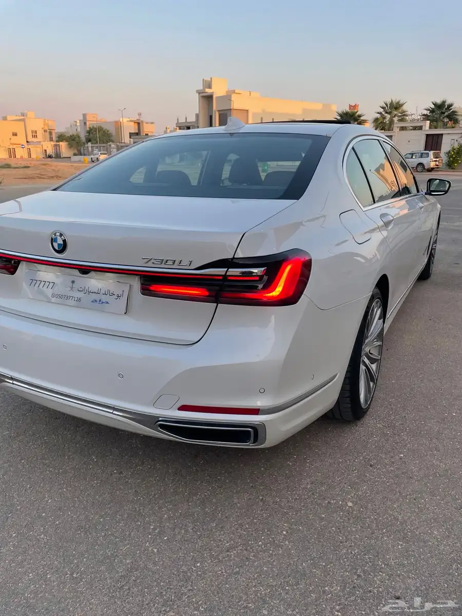 بي ام دبليو 2020 - 730Li 11