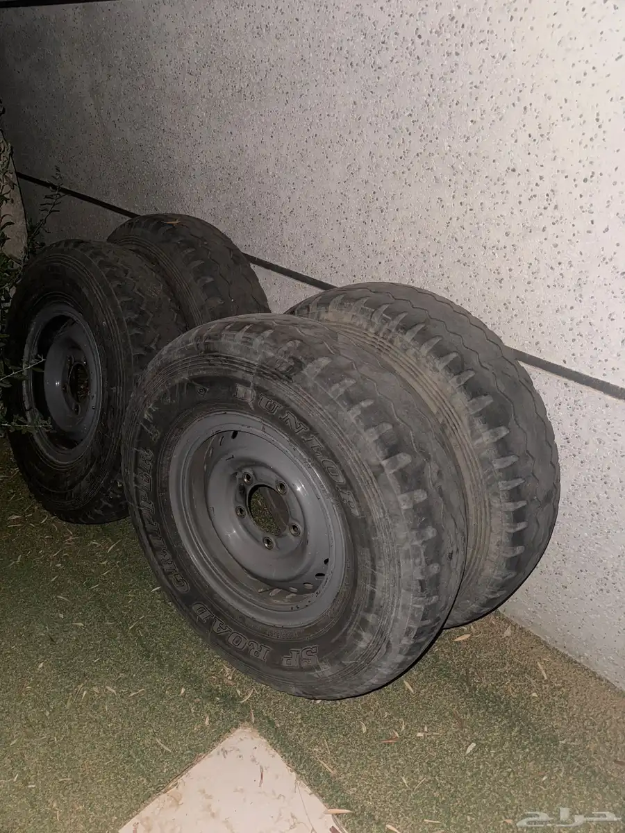جنوط شنبر للبيع مع كفراتهن دنلوب 0