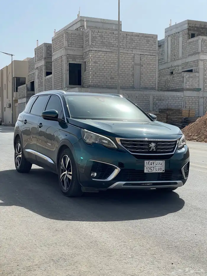 بيجو 5008 ممشى قليل 2019 1