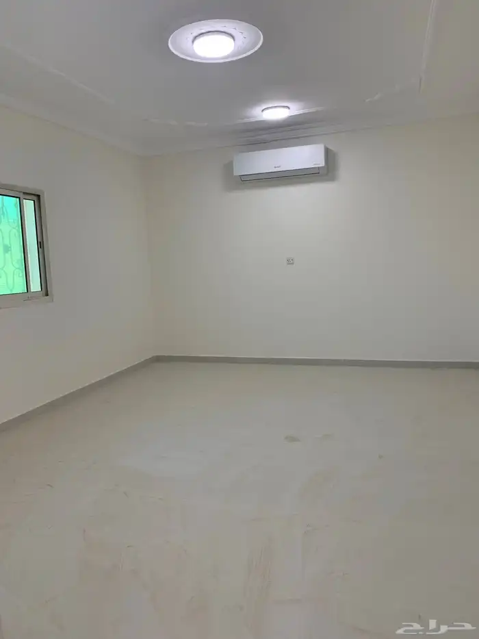 فرصه مميزة شقة للإيجار حي الخليج 3