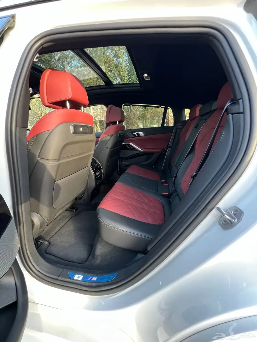 BMWX6 9