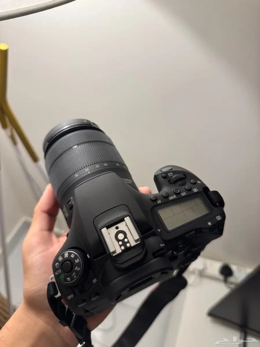 كاميرا canon 90D شبه جديده 3