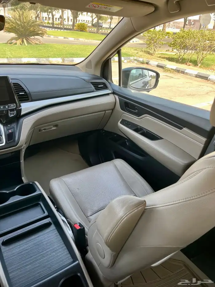 هوندا أوديسي EX-L 2019 مالك اول 35