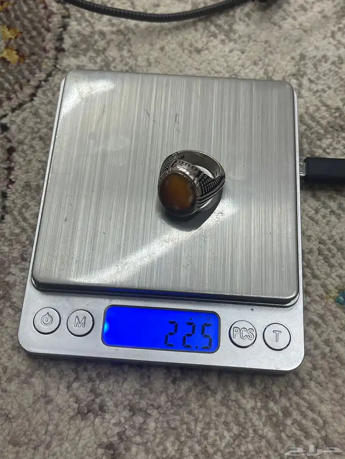 خاتم عقيق يمني بلطخه عسلي صياغة عارف 23