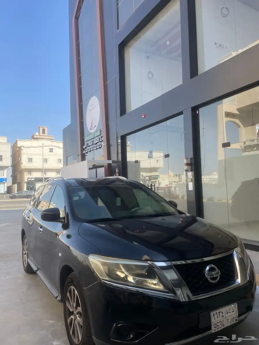 Nissan pathfinder S 2016 للبدل 2
