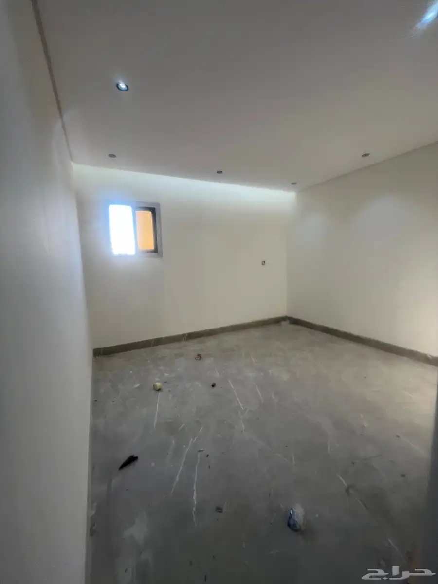 للبيع روفات تبدا من 630 10
