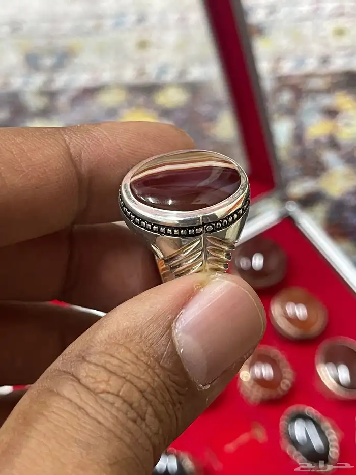 خاتم بحجر عقيق جزع يمني الوان متعددة صياغة عارف 2