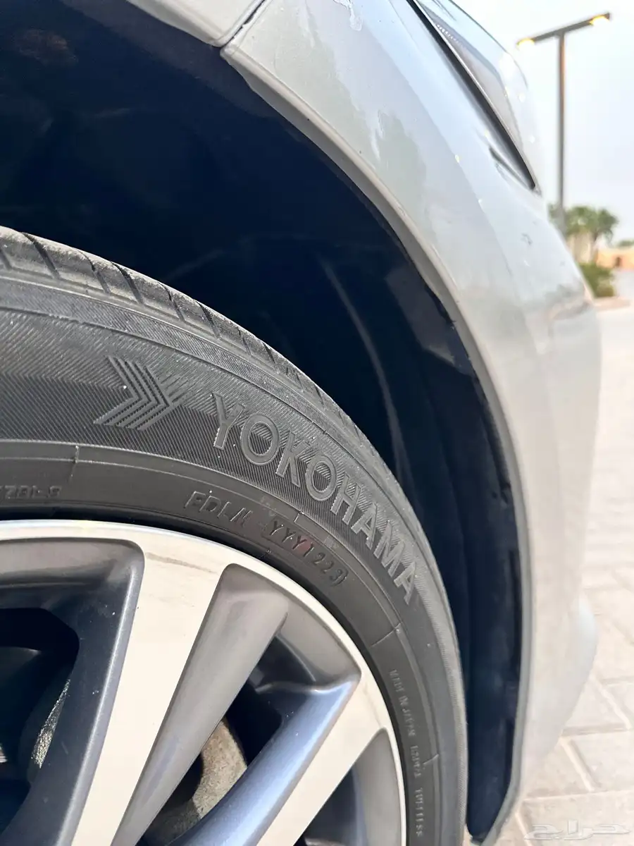 لكزس ( ES 350 ) 2020 ممشى 93 بحالة الوكالة 92