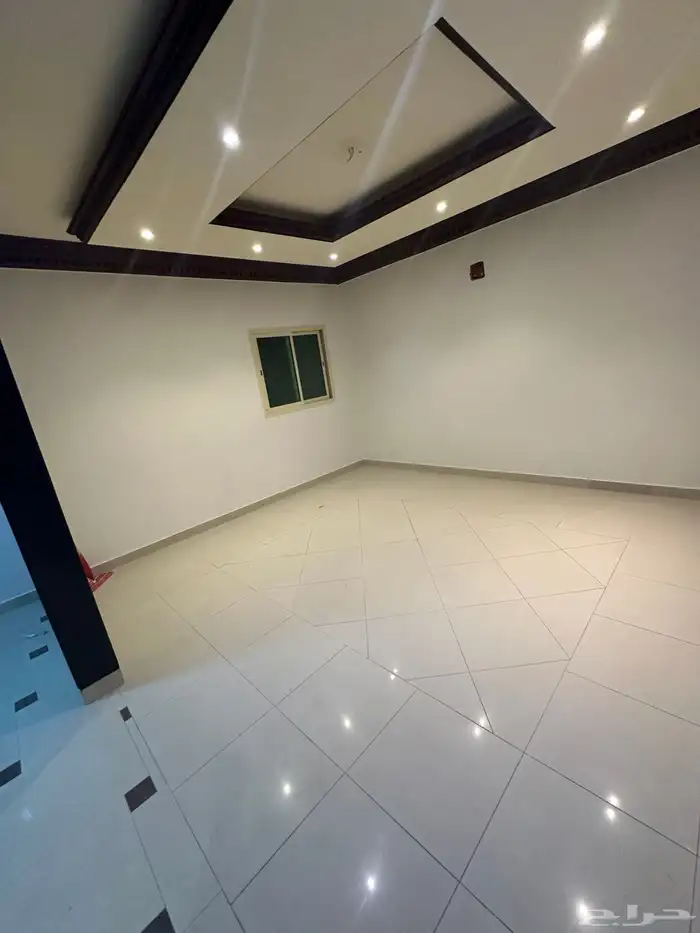 شقه فى عماره سكنيه شارع القبه حى اشبيليه 4