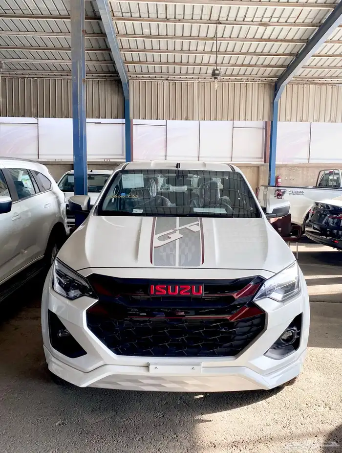 ايسوزو ديماكس غمارتين GT 2025 0