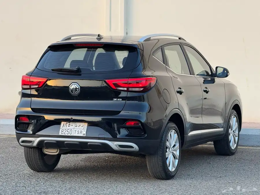 MG   ZS   2023 نص فل البيع 37000 الف 5