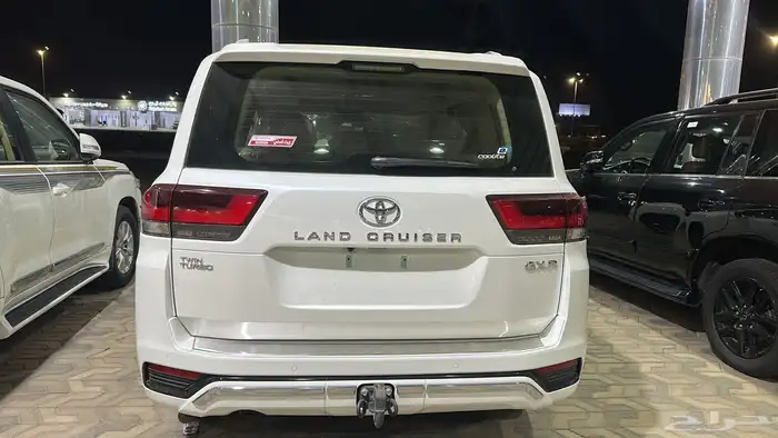 لاندكروزر L4 سعودي بنزين2024 3
