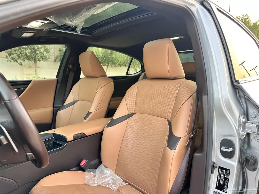 لكزس ( ES 350 ) 2020 ممشى 93 بحالة الوكالة 18