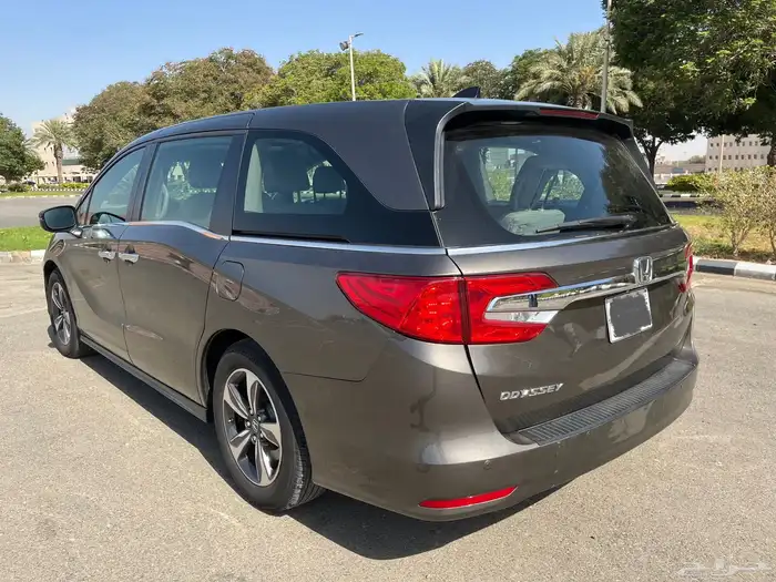 هوندا أوديسي EX-L 2019 مالك اول 27