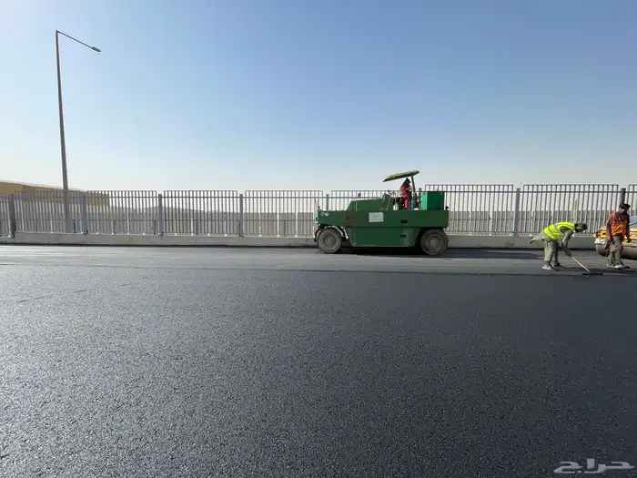 مقاول سفلت اعمال سفلتة الطرق مصانع مستودعات مواقف سيارات 3