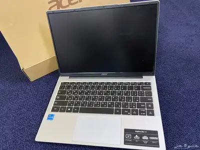 جهاز لابتوب شبه جديد للبيع استعمل كم مرة فقط 1