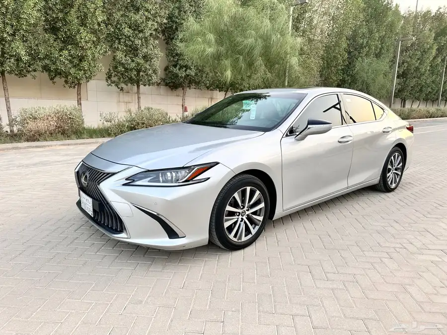 لكزس ( ES 350 ) 2020 ممشى 93 بحالة الوكالة 6
