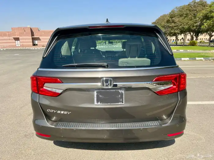 هوندا أوديسي EX-L 2019 مالك اول 6