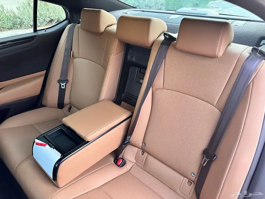 لكزس ( ES 350 ) 2020 ممشى 93 بحالة الوكالة 44