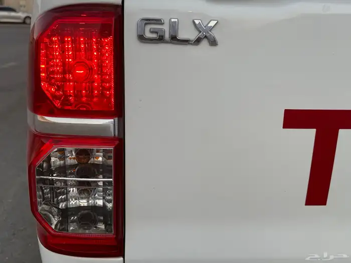 تويوتا هايلوكس 2014 GLX غمارتين سعودي نظيفه جدا 13