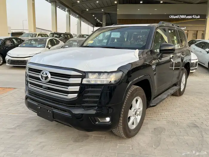 تويوتا لاندكروزر GXR 2025 L2 متوفر ابيض واسود 0