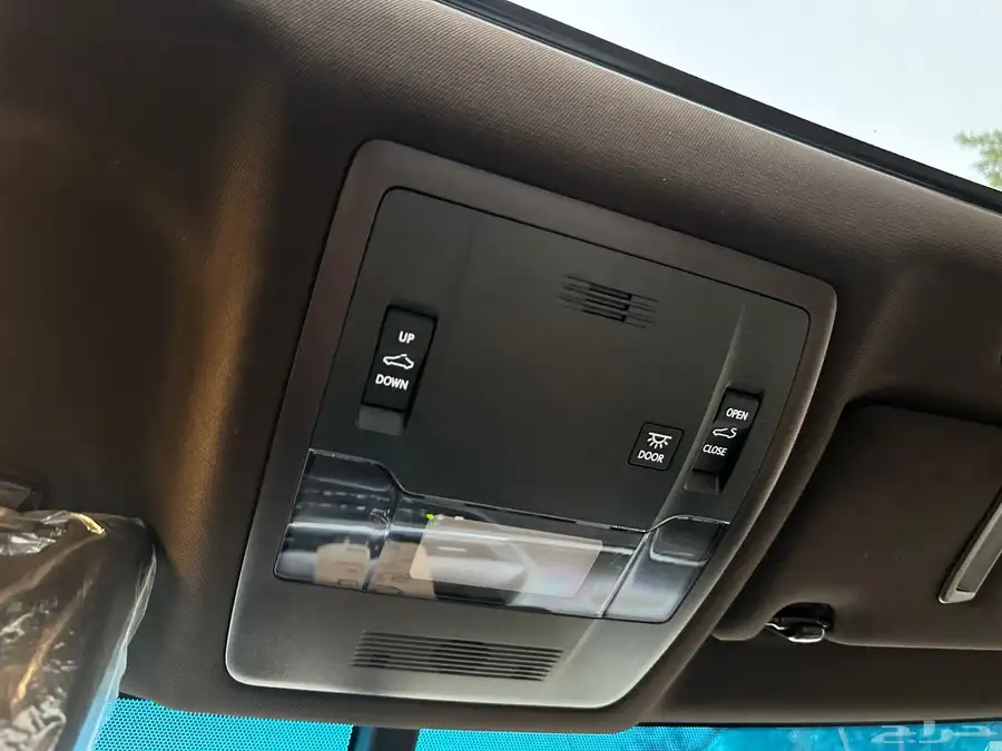 لكزس ( ES 350 ) 2020 ممشى 93 بحالة الوكالة 77