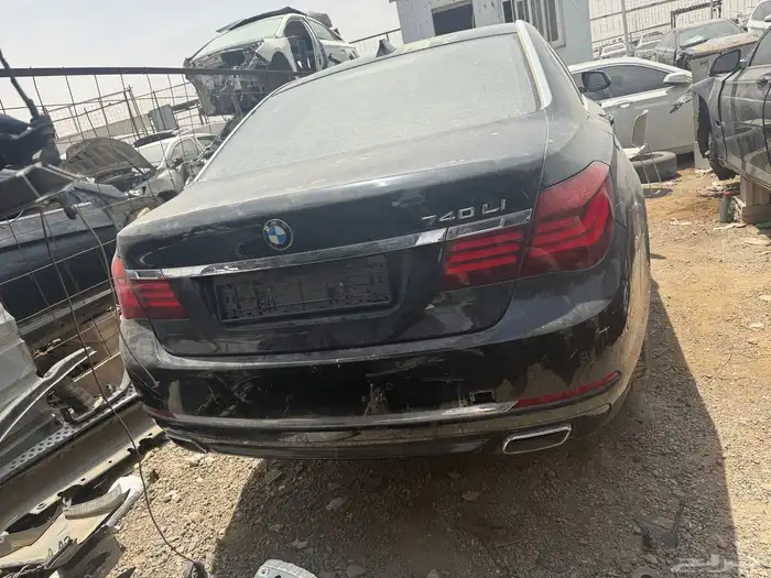 بي أم حجم 740 2015 تشليح قطع غيار متواجد لدينا 3