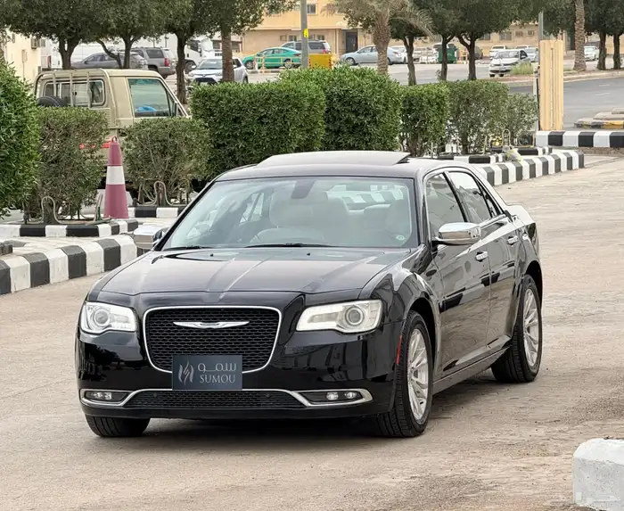 كرايزلر V8 2021هيمي C300 2