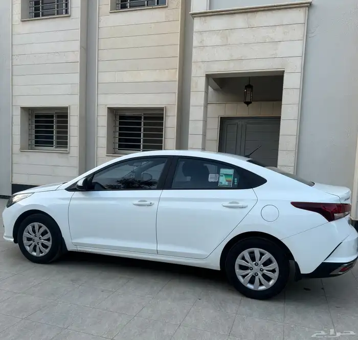 للبيع اكسنت 2023 مكينه 1600 CC ماشيه 19 فقط (( تم البيع )) 1
