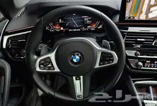 530i 2021 BMW 8