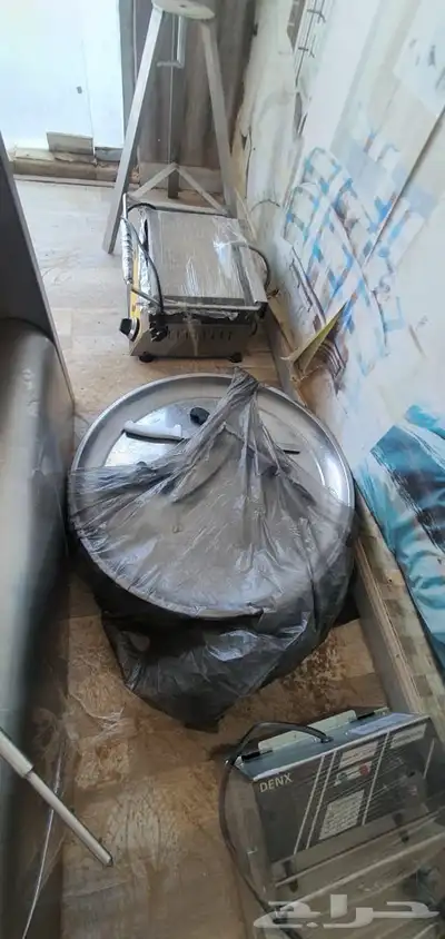 للبيع شاوية شاورما وقلاية زيت ومكبس ساندويش 1