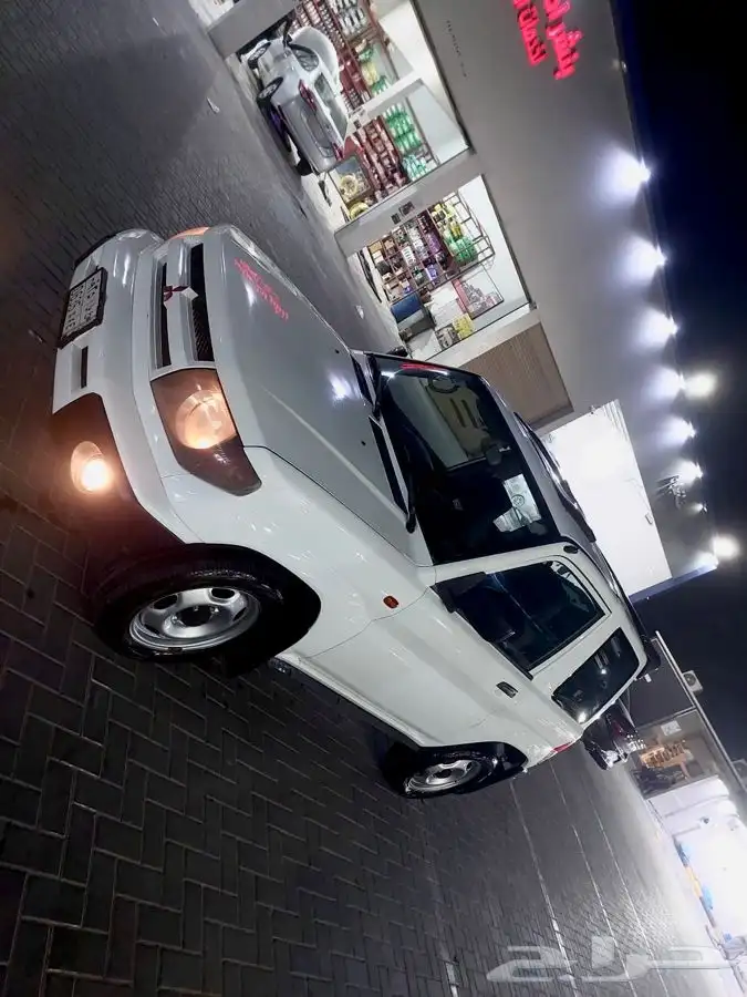 باجيرو 2001 2