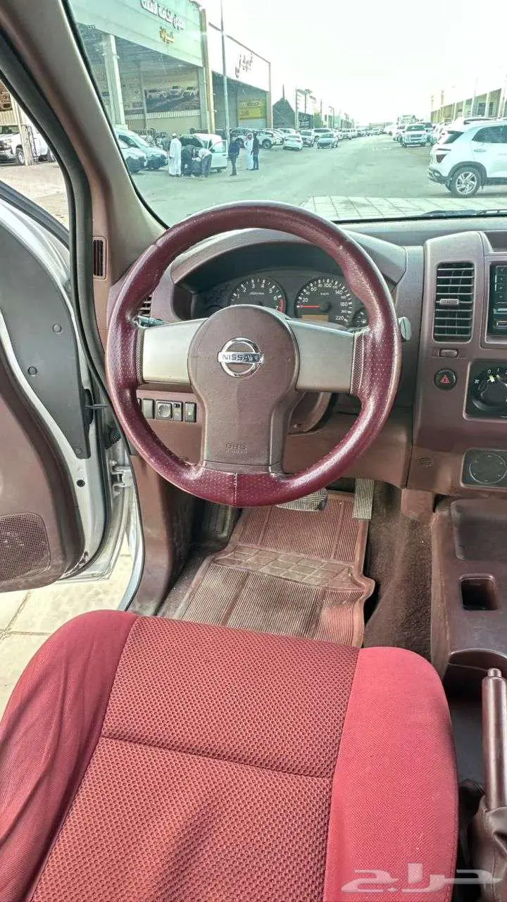 نيسان نافارا 2011 SE 7