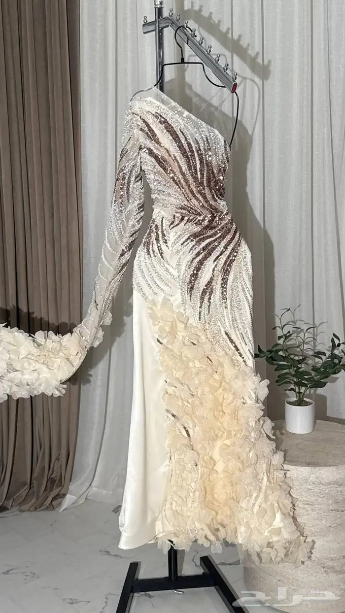 فساتين سهرة 21