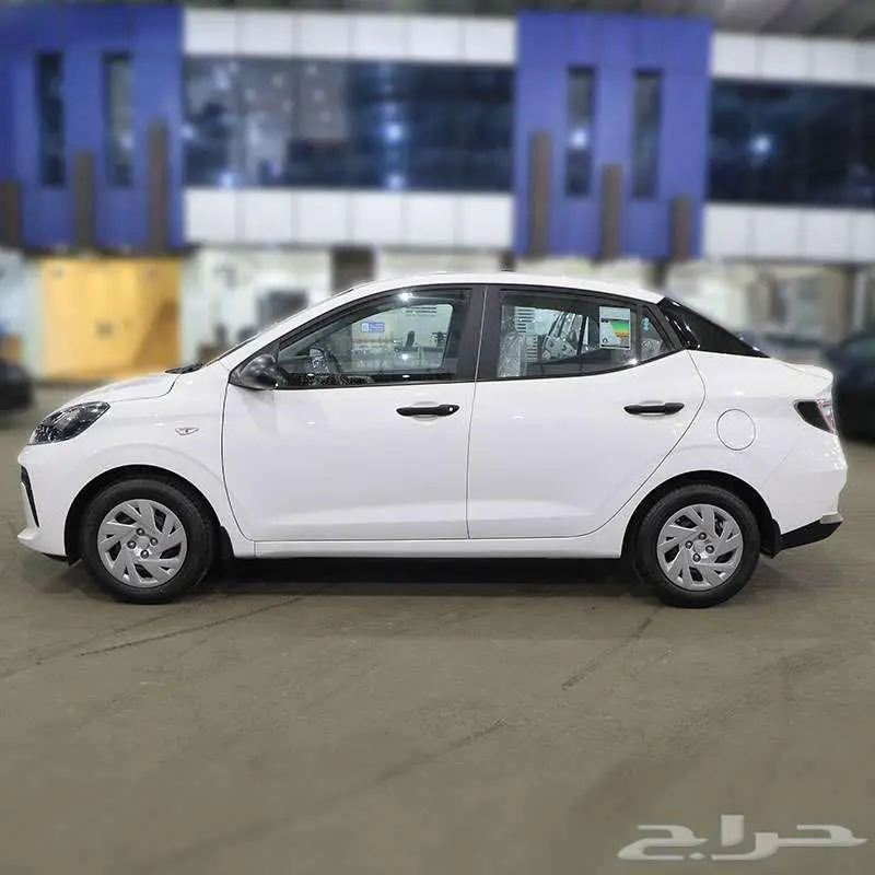 هيونداى اى 10. 2025 4