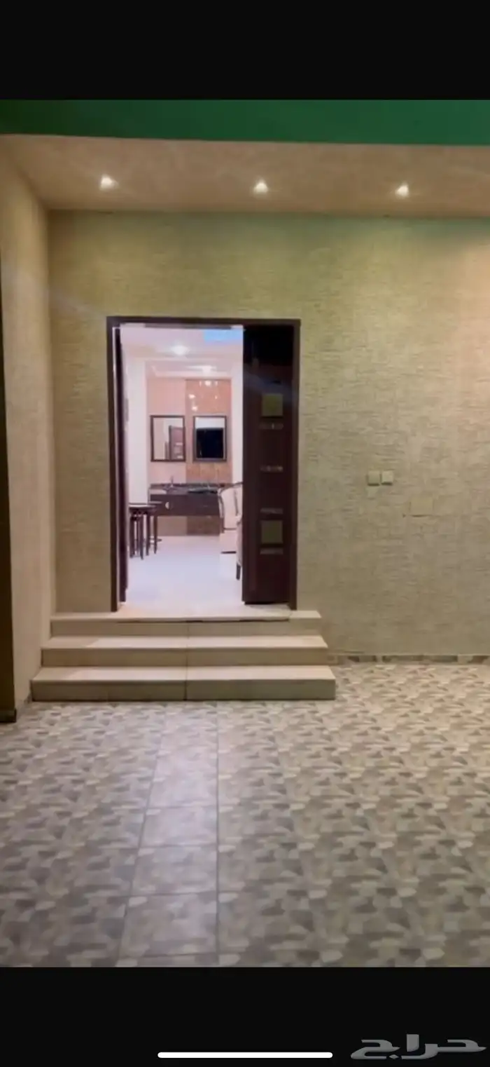 فلة للبيع حي النرجس 9