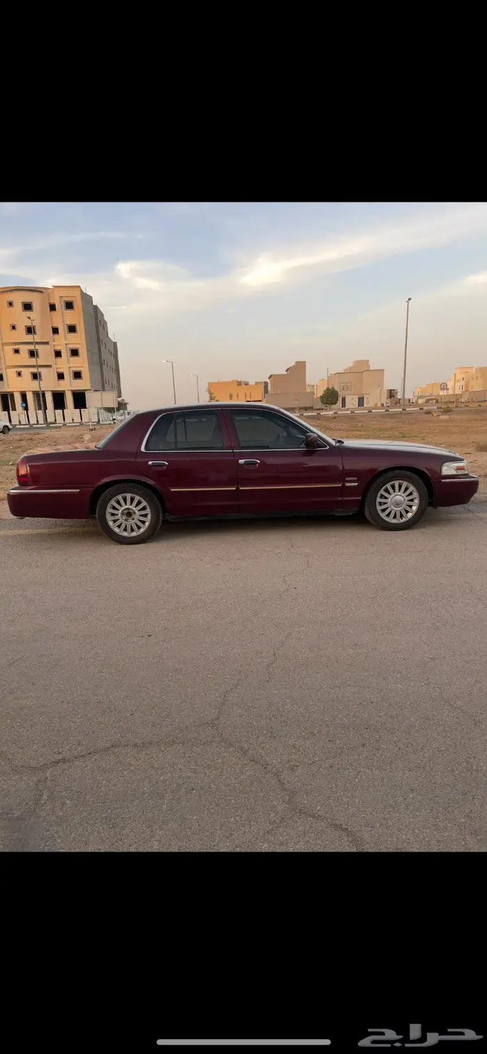 للبيع جراند ماركيز 2009 1