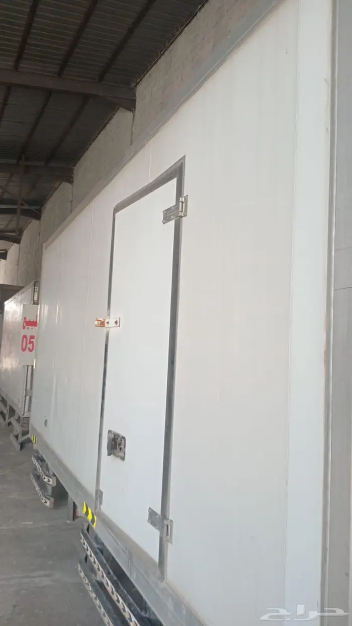 صندوق حافضة تبريد خمسه متر 1