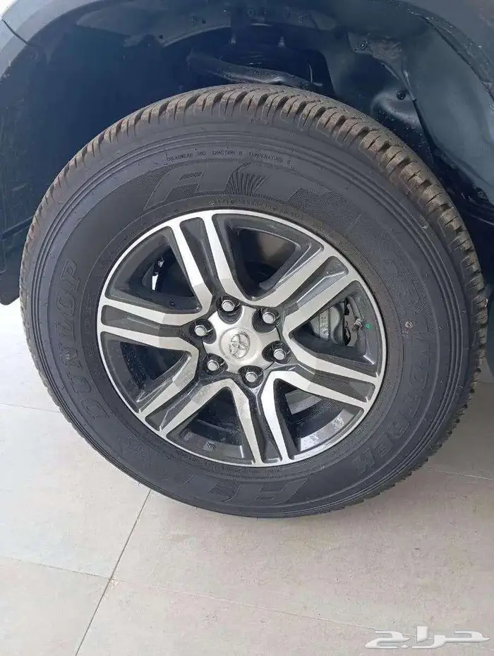 فورتشنر بنزين 4X4 موديل 2025 وارد عبداللطيف 6