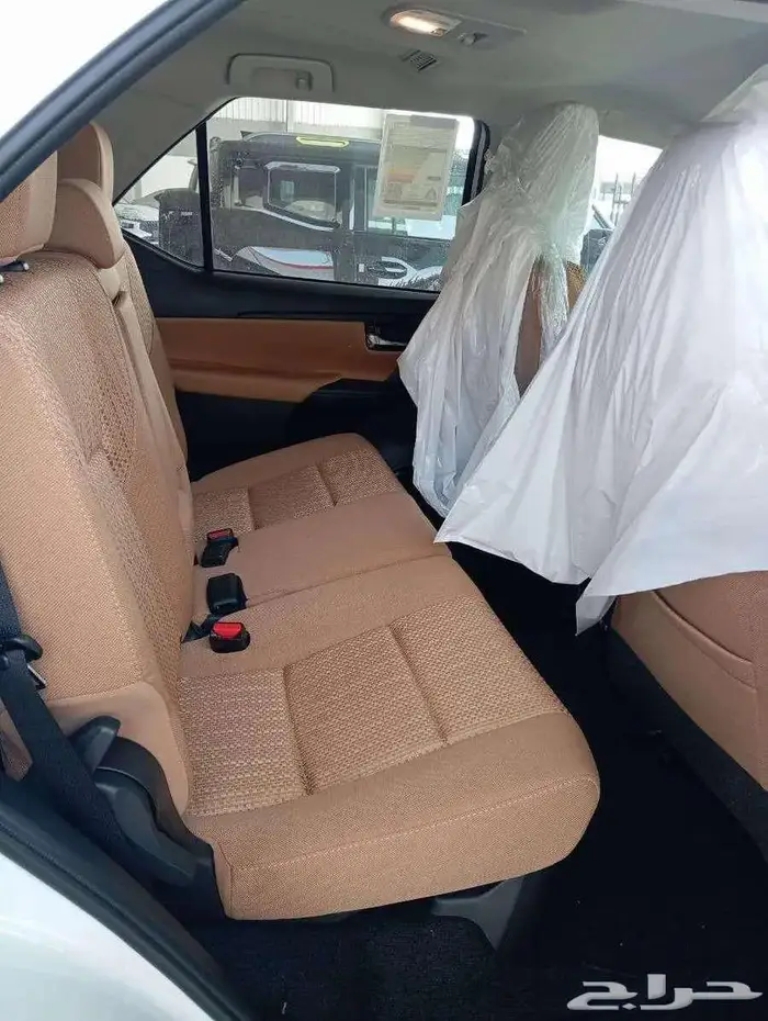 فورتشنر بنزين 4X4 موديل 2025 وارد عبداللطيف 2